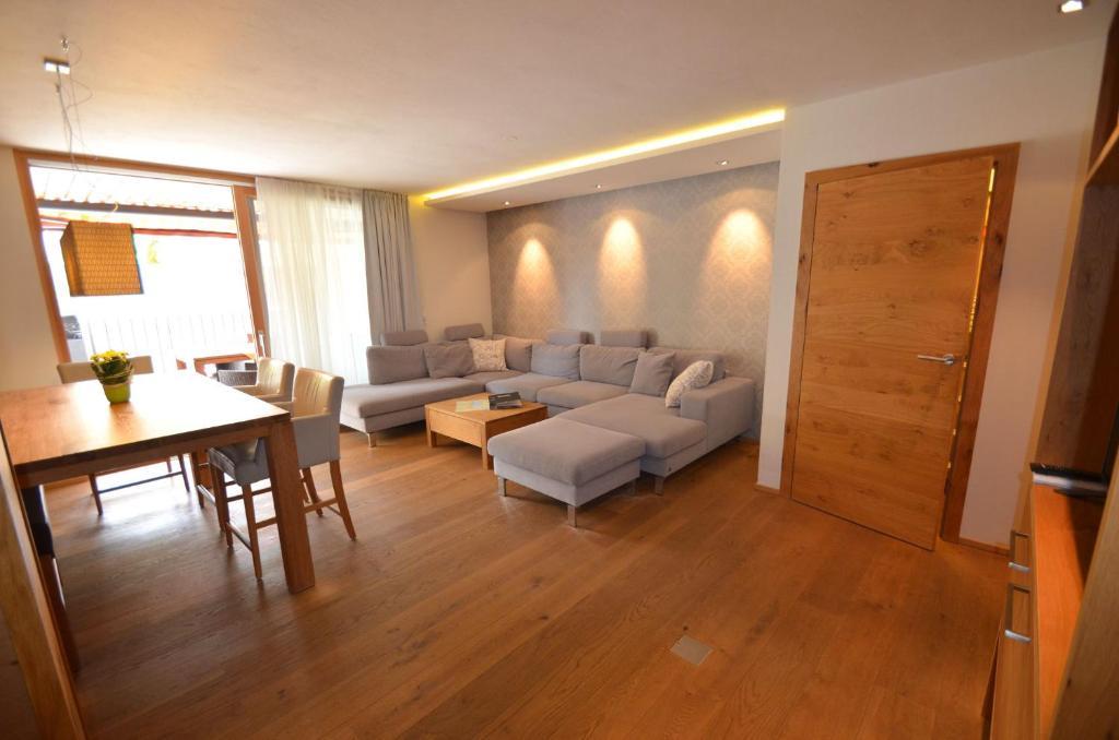 Zell City Exclusive Lodges By All In One Apartments Zell am See Room photo